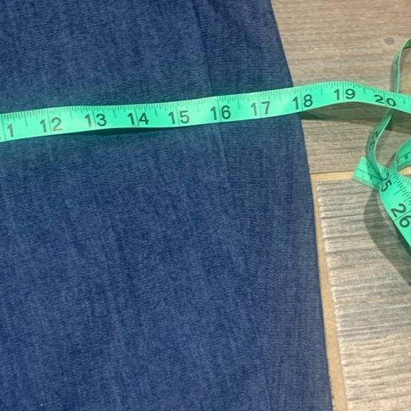 ⭐️EUC⭐️Really Cool Rag & Bone Cropped Skinny Jeans with Back Zip- Size 12 - Picture 11 of 14